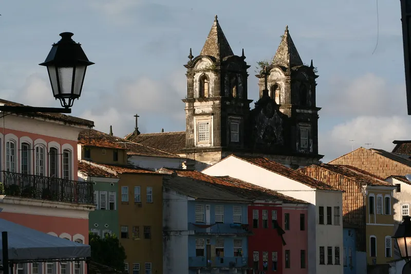Centro Histórico de Salvador (Pelourinho) Na foto: Turistas aproveitam o Verão 2011 no Pelourinho Foto: Rafael Martins/AGECOM