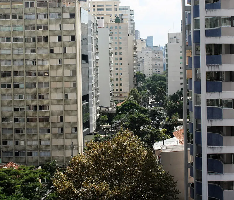 Início da Avenida Lorena, no Jardim Paulista.