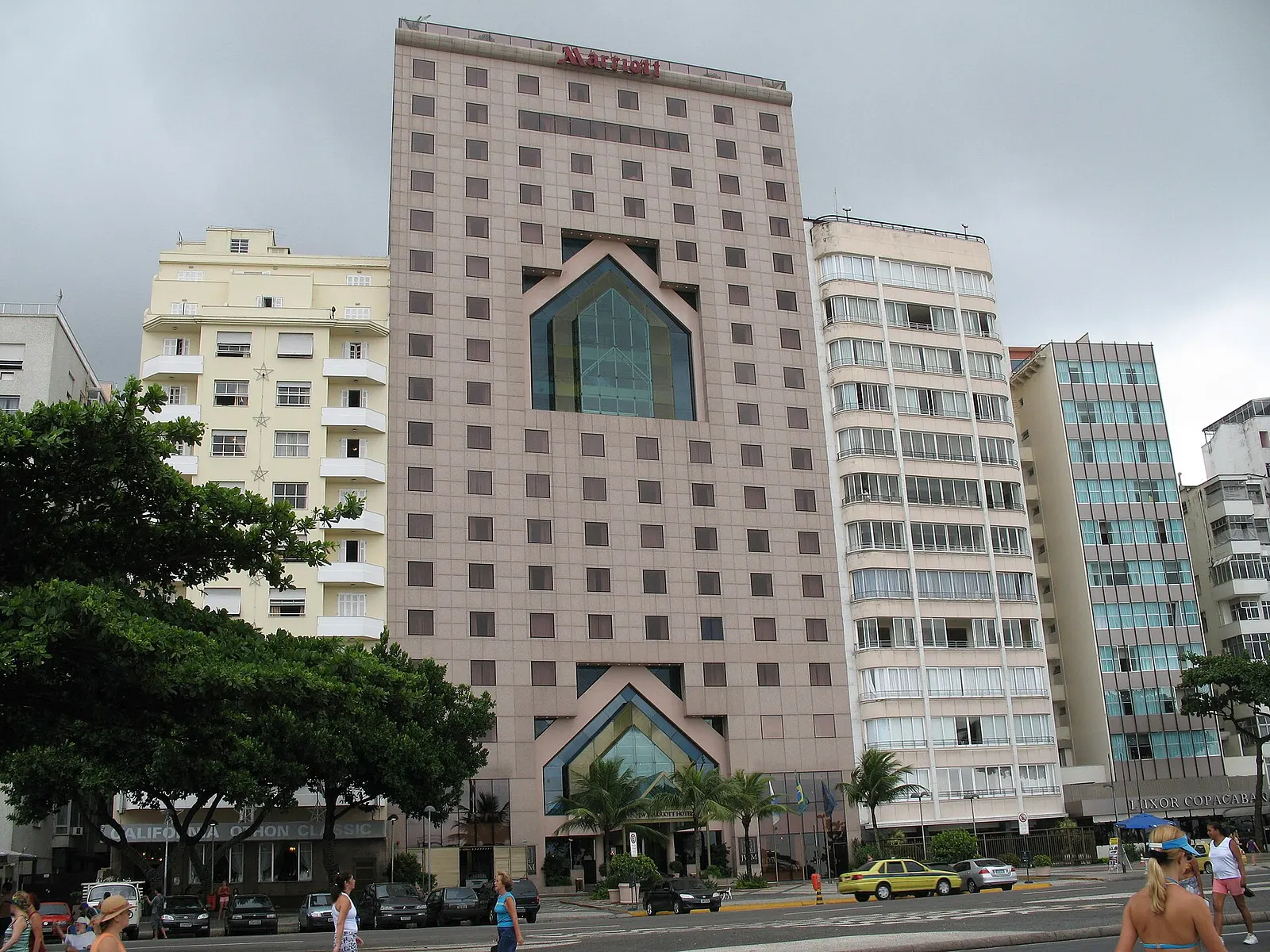 Fachada do JW Marriott Hotel Rio de Janeiro na Avenida Atlântica, Copacabana.